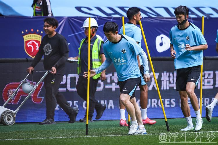 云南玉昆主场三人建功力克深圳新鹏城