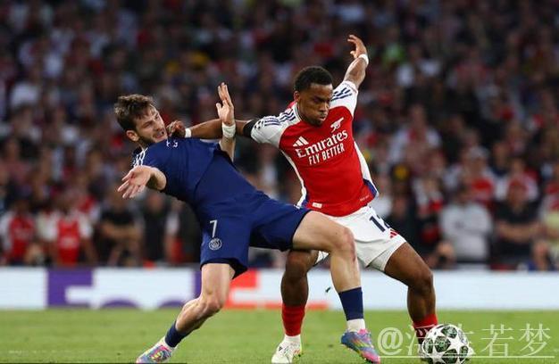 阿森纳0-1负巴黎 梅里诺进球被吹登贝莱闪光 阿森纳0-1负巴黎 梅里诺进球被吹登贝莱闪光
